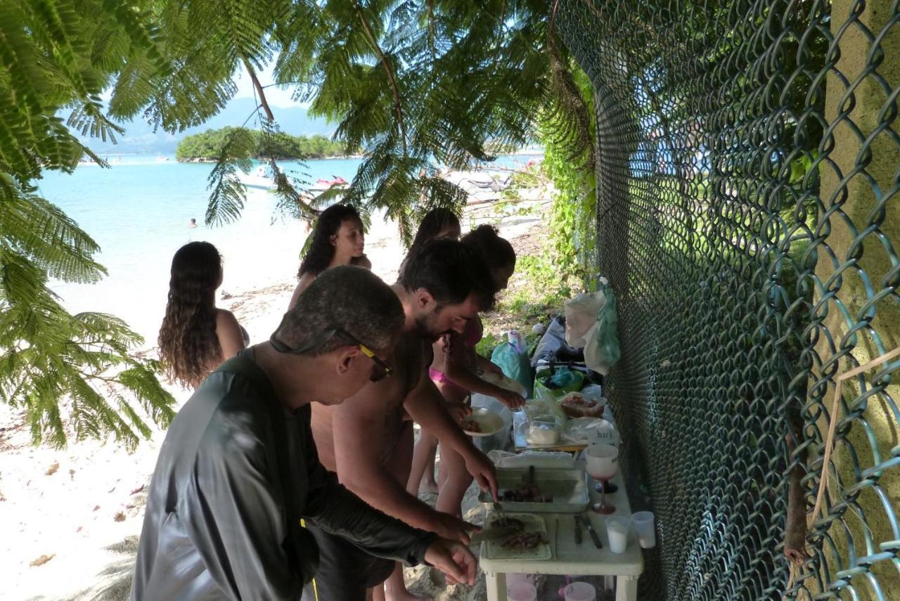 Kitnet Aconchegante A 200M Da Praia Apartment Angra dos Reis Luaran gambar